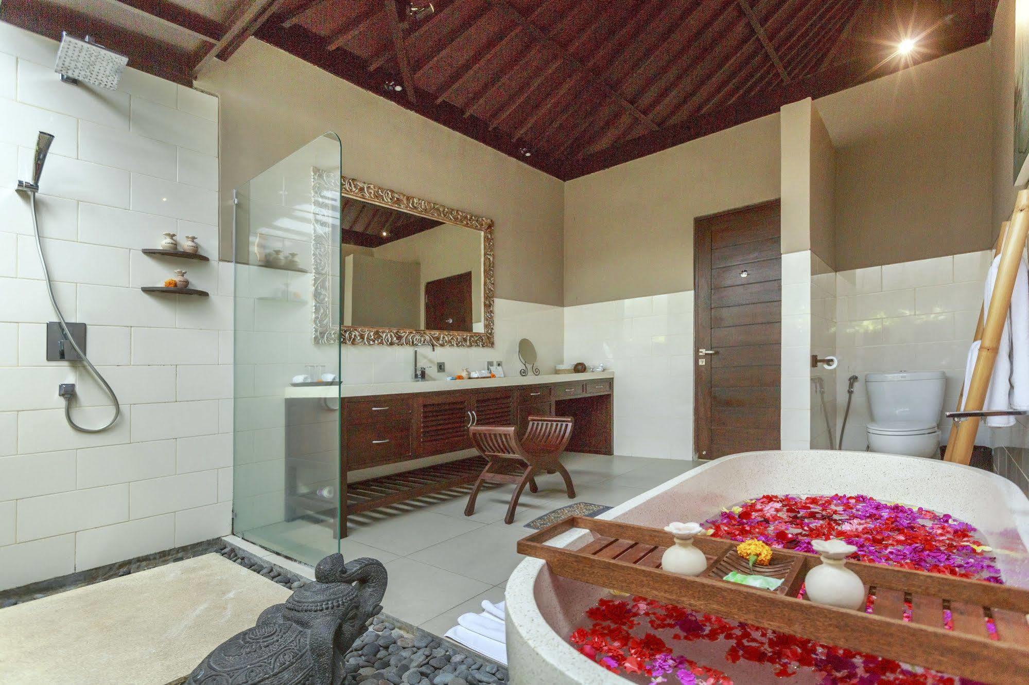 Solo Villas & Retreat Ubud  Exterior photo